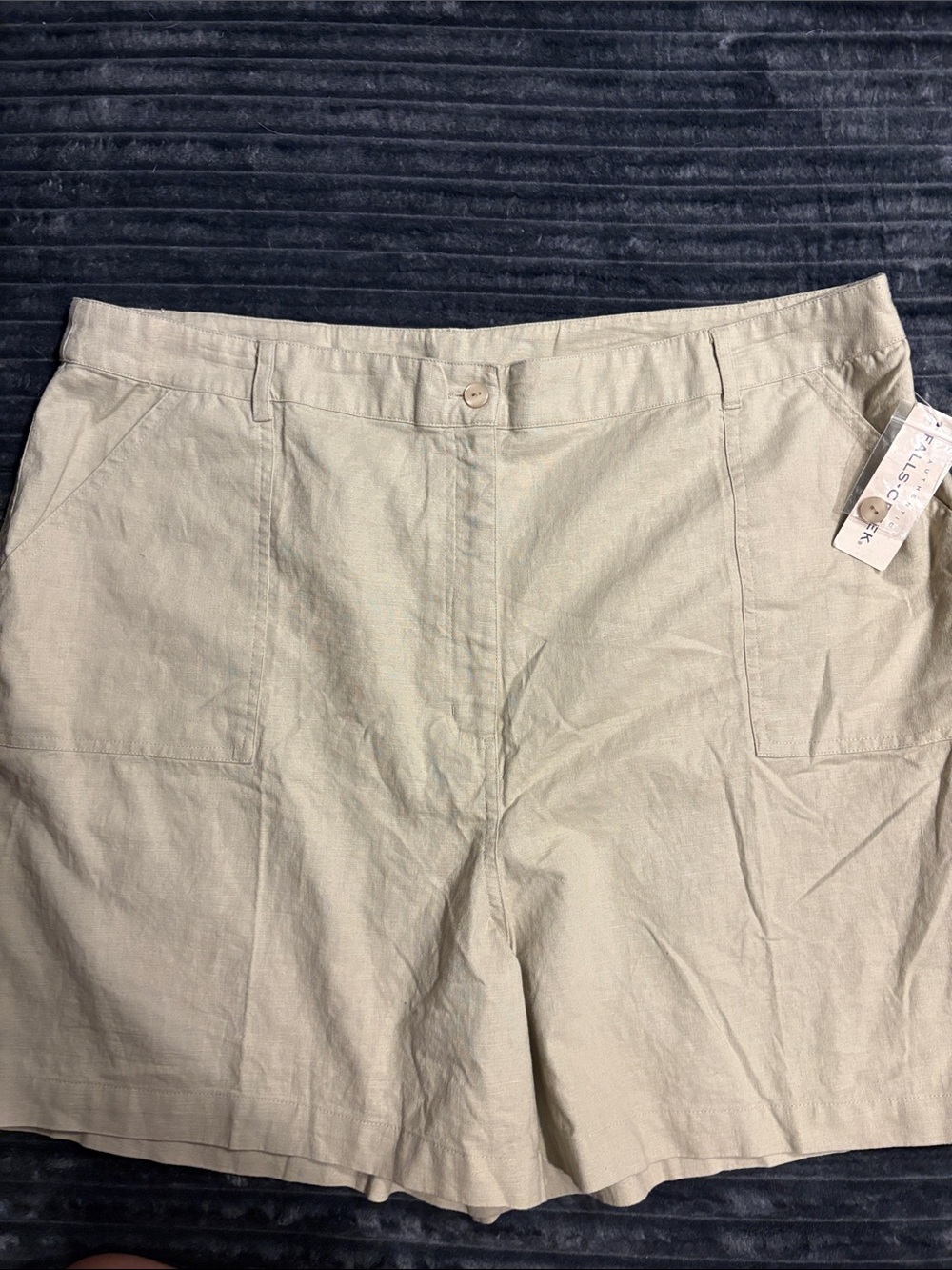Women’s Linen Beige Khaki Shorts with Front Patch Pockets